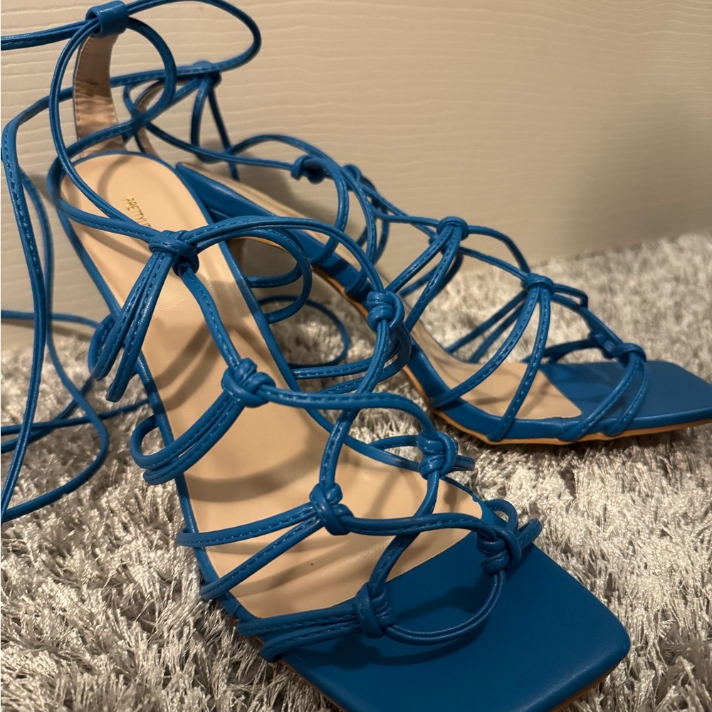 Pretty Little Thing Heels - Picture 4 of 6